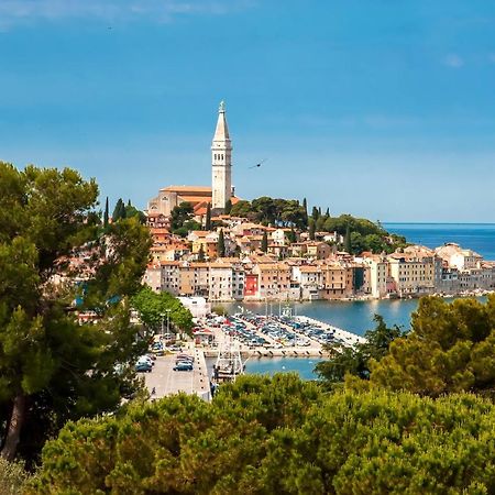 Lakovich Sea View Apartments Rovinj Exteriör bild