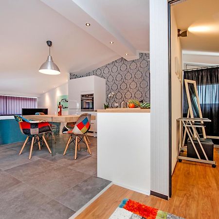 Lakovich Sea View Apartments Rovinj Exteriör bild