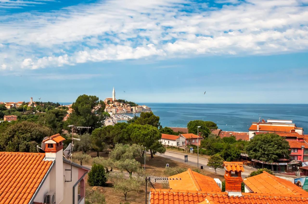 Lakovich Sea View Apartments Rovinj Exteriör bild